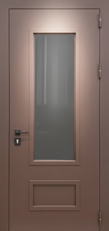 Входная термодверь с большим остеклением, металлобагетом и коричневой полимерной покраской